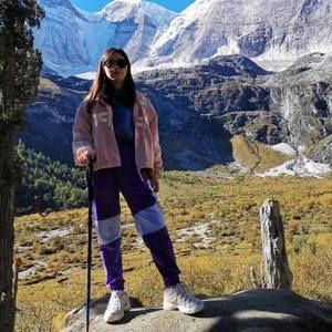 Meet your Posher, Farrah